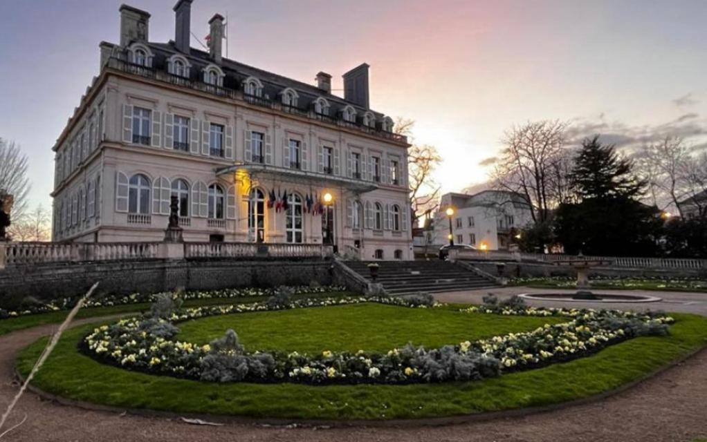Fine Bulle En Champagne - 1 Chambre - Terrasse Epernay Exterior photo